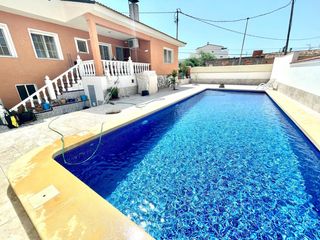 Haus in Benijófar. Chalet en benijofar alicante
