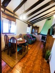 Casa  Calle real. Casita en la naturaleza