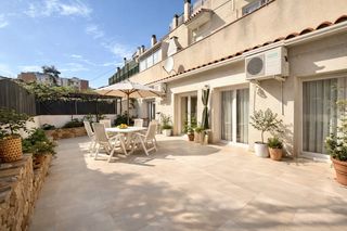 Planta baja en Carrer d'ausiàs march 21. Planta baja con jardín privado y garaje doble en lloret de mar