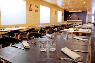 Umzug Geschäftsraum in Carrer d'aribau 149. Traspaso de restaurante/ bar de copas con licencia c3 en el sant