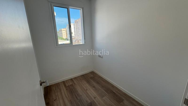 Foto c192b540-e68d-481a-bd71-05e001b87c73. Appartamento in carrer de cubelles 17 in Can Toni Cunit