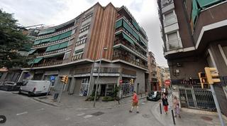 Business premise en Llefi. Local difano con gran visibilidad y arrendamiento activo  270
