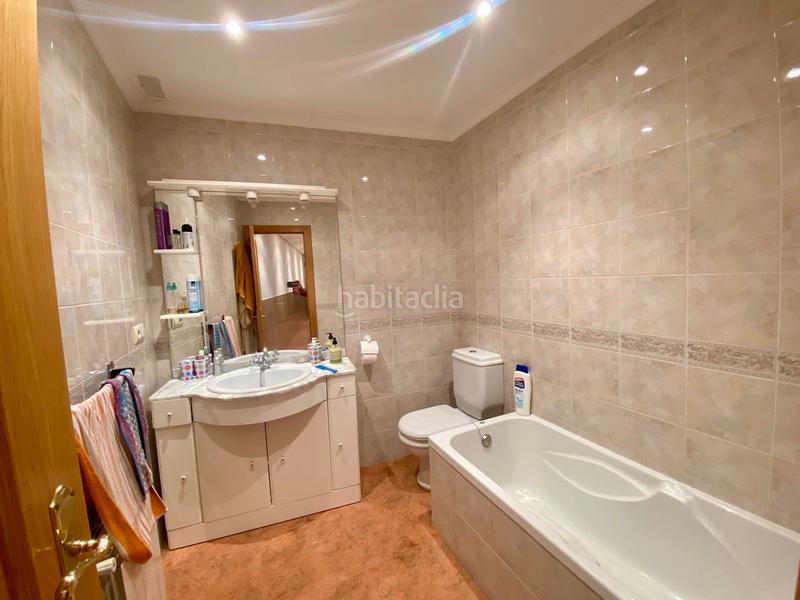 Foto 2eb55d4d-af76-49d3-9ff5-2bd9f71430ee. Casa adossada amb aparcament a Calzada de Calatrava