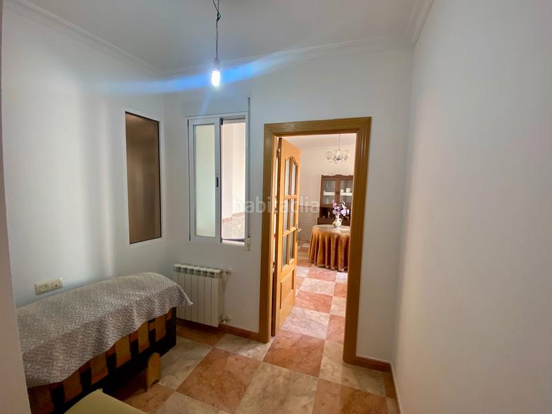 Foto adceb72f-e639-4c8f-89f4-299f26e28095. Casa adossada amb aparcament a Calzada de Calatrava