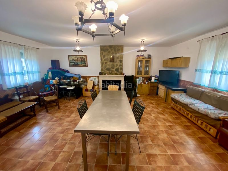 Foto a7f4d76c-dc32-42e5-b389-a66d6c8d013a. Chalet en Área Rual - Valverde - Las Casas Ciudad Real