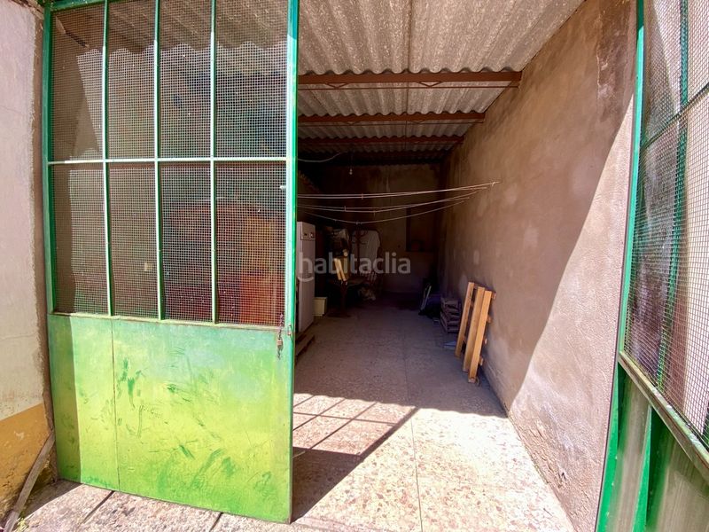 Foto 24c45a67-1961-4394-ac99-388619b7fc6c. Chalet mit parking in Argamasilla de Calatrava