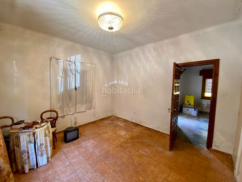 Foto 634413e6-c4f1-45e9-97ae-2b306ca19086. Chalet mit parking in Argamasilla de Calatrava