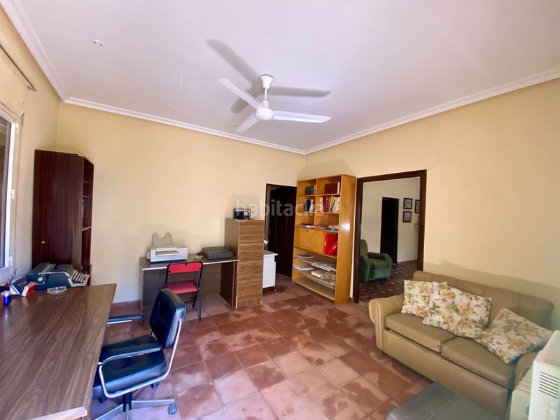 Foto 84e7b50c-232b-4e13-94d4-87a8ca9da7ae. Chalet mit parking in Argamasilla de Calatrava