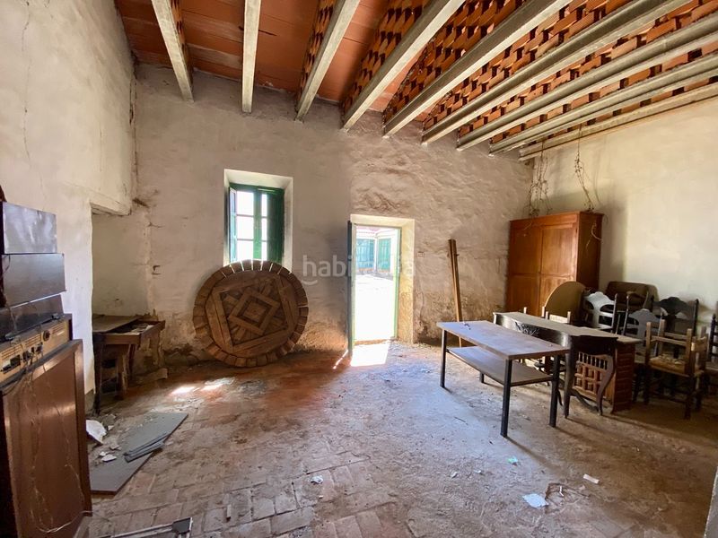 Foto d7dcd0e1-04da-4fcf-a422-543048d9ce41. Chalet mit parking in Argamasilla de Calatrava