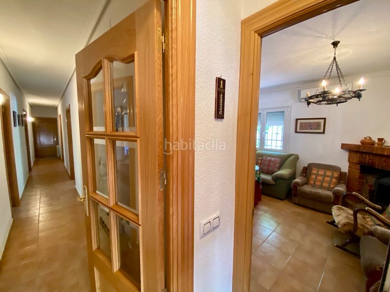 Foto fcb9333f-1f95-4c2c-8fd3-92b8fd8add40. Chalet en Miguelturra