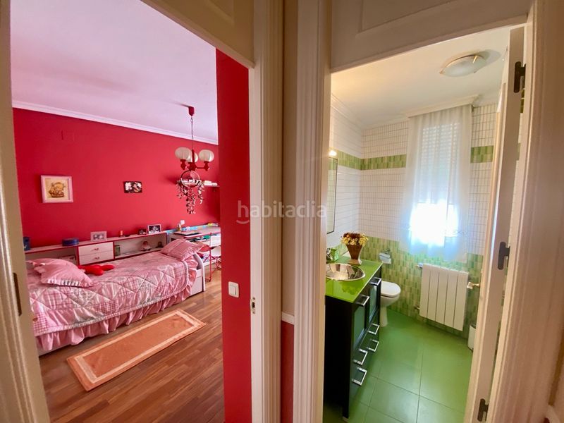 Foto 94fd7fc5-49a4-4622-a783-acc849b6e041. Casa adossada amb calefacció aparcament a Miguelturra