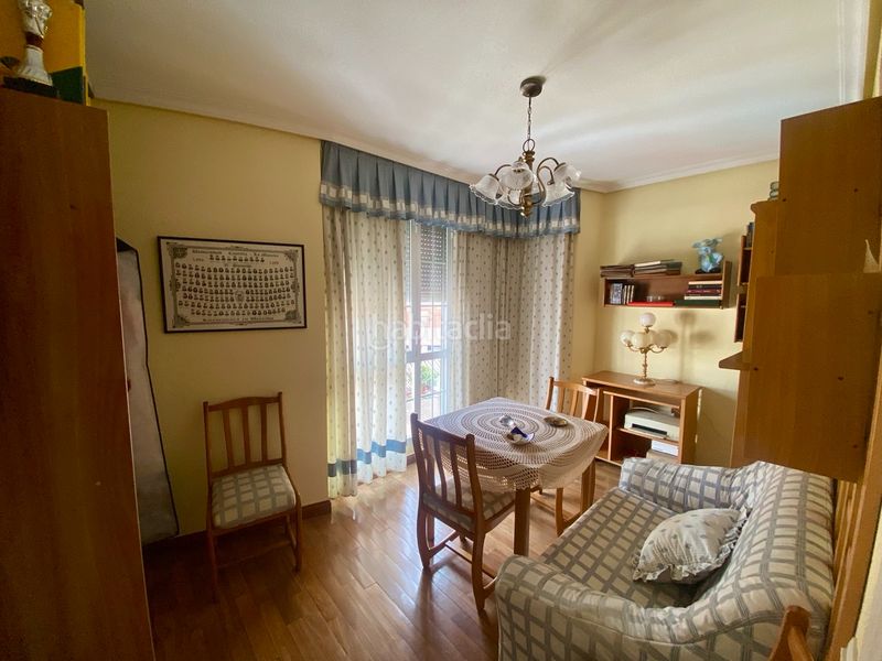 Foto a2ed5469-321b-4375-aa6e-5d3c3eb5c842. Casa adossada amb calefacció aparcament a Miguelturra