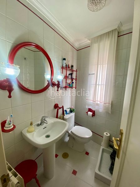 Foto de5da10e-36b9-459e-877d-a0d549d60ffe. Casa adossada amb calefacció aparcament a Miguelturra