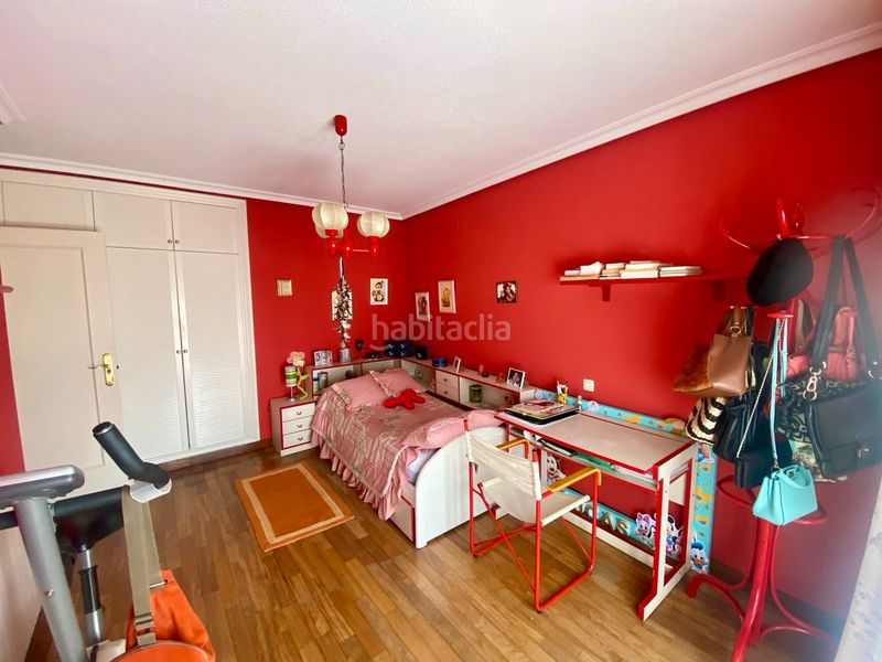 Foto e0aa5c14-e896-4886-82cb-4f611911495f. Casa adossada amb calefacció aparcament a Miguelturra