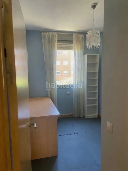 Foto 4bec10ad-75c2-4470-ad49-4f42caeaea74. Piso en Larache Ciudad Real