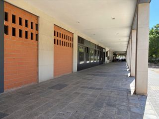 Local Comercial a Avenida Lagunas de Ruidera