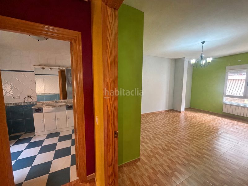 Foto 0bc122ef-ed39-43cd-ac7f-93d3de7823ed. Casa amb xemeneia calefacció aparcament a El Perchel Ciudad Real