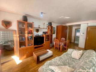 Studio à Calle rosalía de castro 1