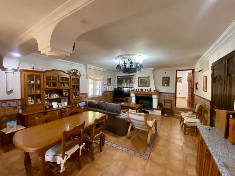Foto 48f8f2f8-9116-4690-9a27-615c8f2262c5. Chalet en Ciudad Jardín Ciudad Real