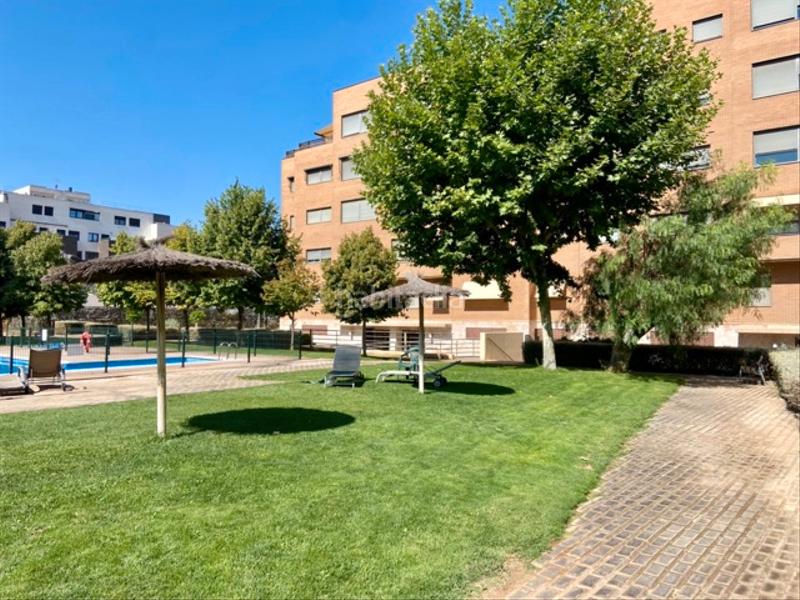 Foto d274e8a9-2d3f-4a68-8243-10624a01932b. Piano terra con riscaldamento parcheggio piscina in Ciudad Real