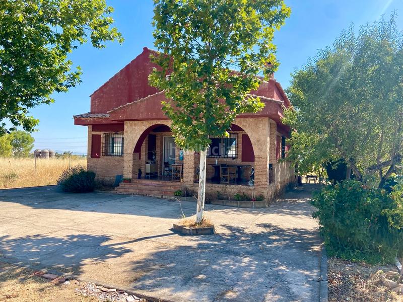 Foto 8504ac55-3b53-4fbf-a963-1bc21bb59c11. Chalet in poblado poblachuela anj 562 in Área Rual - Valverde - Las Casas Ciudad Real