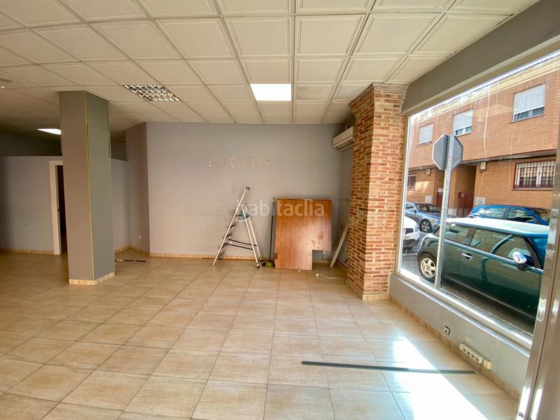 Foto f8c6159a-d990-4558-9f7c-269612384ef0. Alquiler local comercial en calle del refugio 20 en Ciudad Real