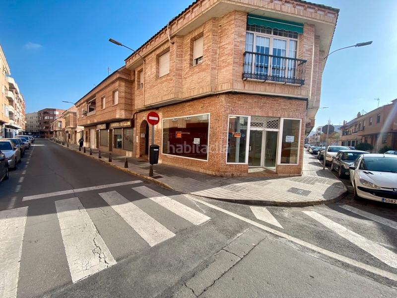 Foto df09fcf8-2362-4573-97df-459cc56212d9. Lloguer local comercial a calle del refugio 20 a Ciudad Real