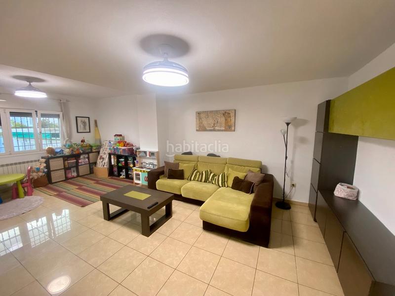 Foto d07ee3ad-cc83-4154-8457-c04f386f7989. Semi detached house in carretera de porzuna 13 in Ciudad Real