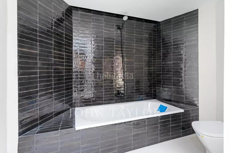 Foto ecb803b0-63ad-4750-aaa8-3c93f42e3636. Rent house with heating pool in Casa de Campo Madrid