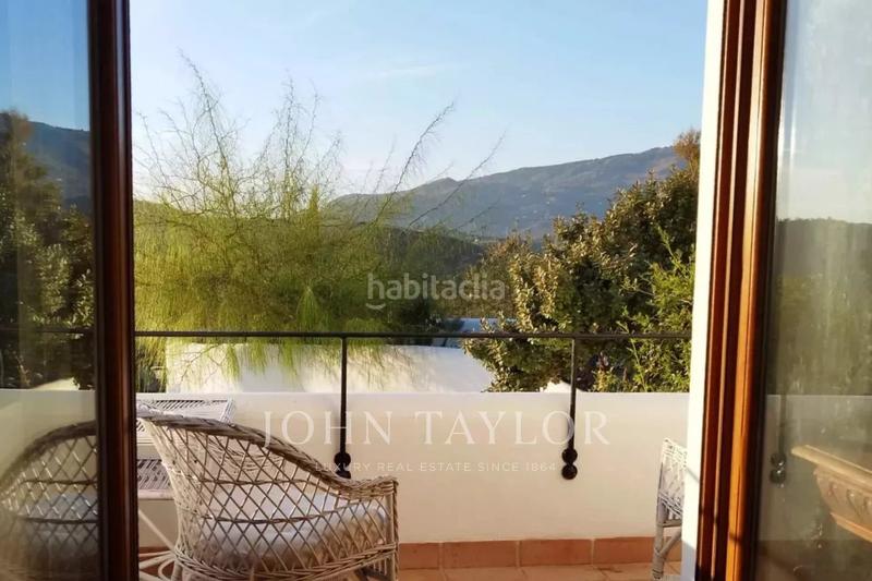Foto bd6d4667-8927-43ce-8229-f5f7f37421ab. Casa amb calefacció aparcament piscina a Lanjarón