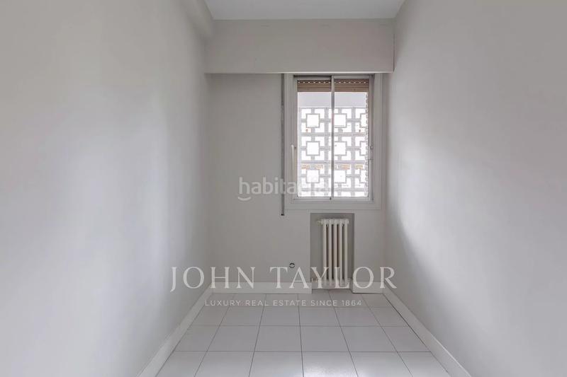 Foto 4945c6a9-a701-483c-84f0-e78ddc9d8d3f. Rent flat with heating parking pool in Nueva España Madrid