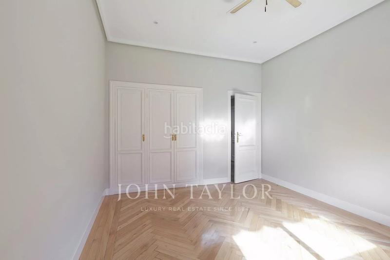 Foto a4bf2bb0-812a-4d63-99d8-76850f733190. Rent flat with heating parking pool in Nueva España Madrid