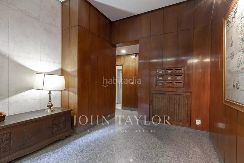 Foto c15d6f5c-37ee-4f03-815d-90b68d3d42b3. Rent flat with heating parking pool in Nueva España Madrid