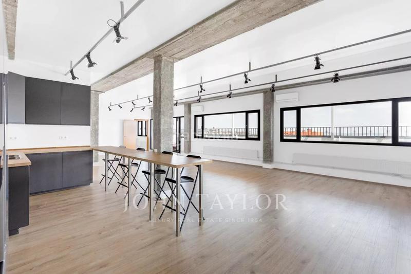 Foto b86f5dfd-9b75-4040-8ddd-85d963a7e16d. Loft amb calefacció aparcament a Simancas Madrid