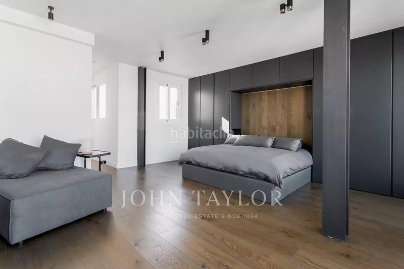 Foto aaf94aa6-128e-4e27-b039-08826d6531e3. Ático en Almagro Madrid