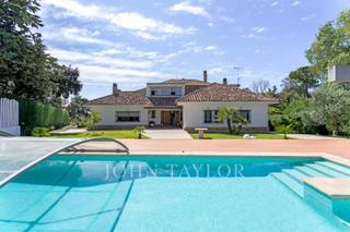Chalet à Urbanización La Moraleja