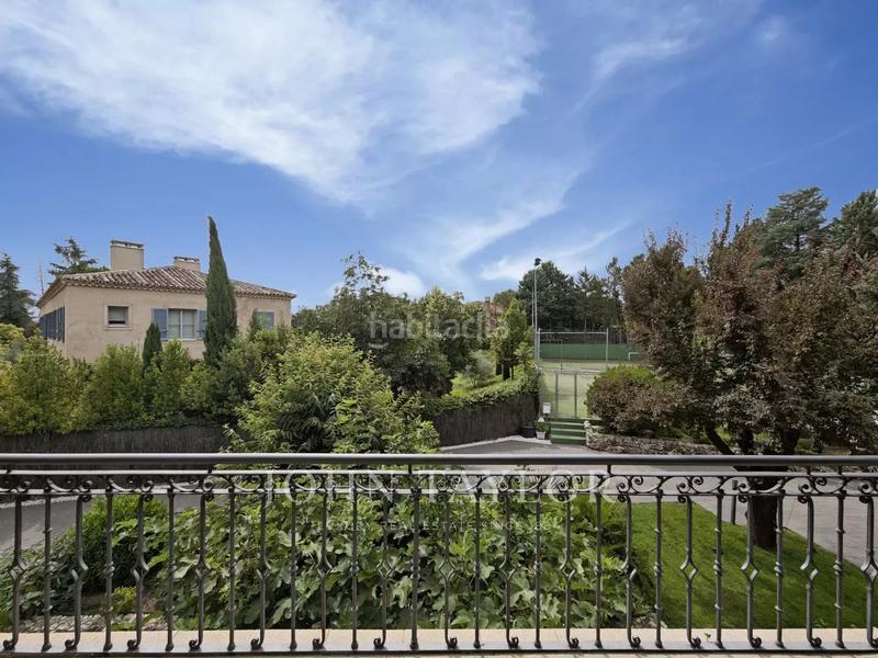 Foto 3cf735fa-562a-4be8-86b5-9c149566db2b. Xalet amb calefacció aparcament piscina a urbanización La Moraleja La Moraleja