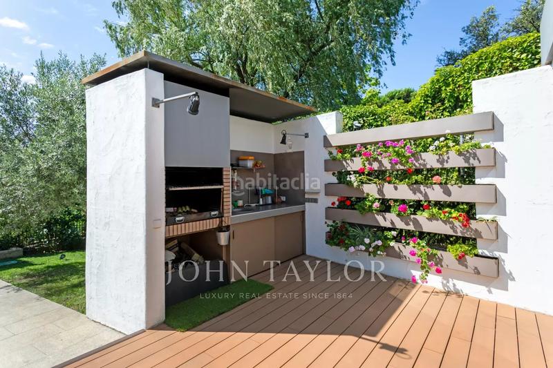 Foto e3e61f50-038a-4302-8f0e-8ac05b944c88. Xalet amb calefacció aparcament piscina a urbanización La Moraleja La Moraleja