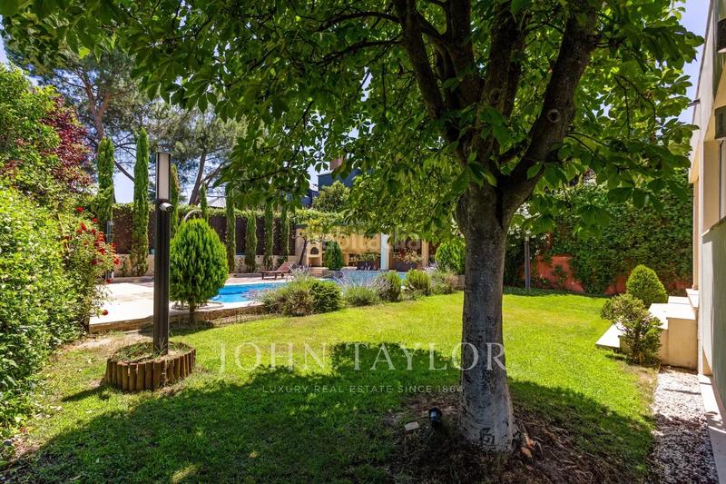 Foto 7c661620-3a7c-4d33-9198-022861cfc455. Miete haus mit heizung parking pool in Somosaguas Pozuelo de Alarcón