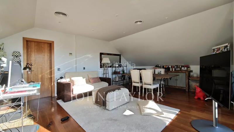 Foto 01ae46e0-3bc8-4b80-8cf2-e432dc541843. Penthouse with heating parking pool in Encinar de los Reyes La Moraleja