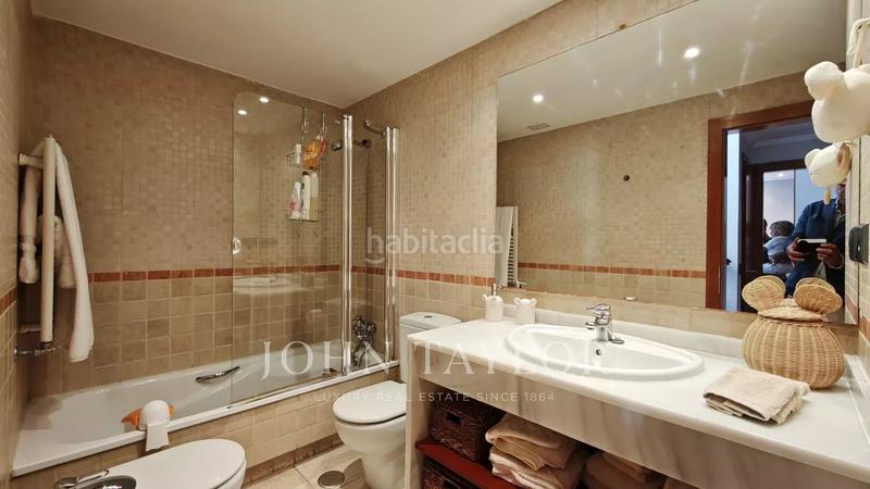 Foto 9e38625c-b79b-4fd1-8645-5b1e47d9988e. Penthouse with heating parking pool in Encinar de los Reyes La Moraleja