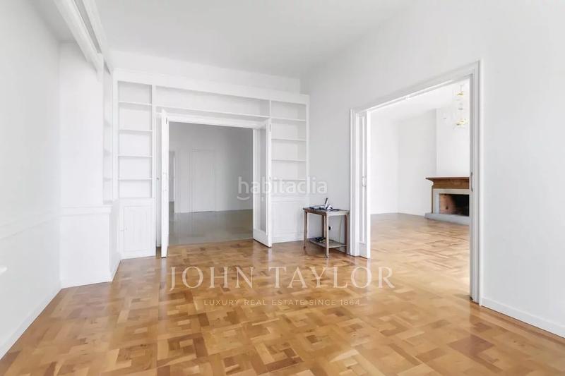 Foto 1b25223e-0198-46cf-a80f-c31589cc783f. Location appartement avec chauffage parking dans Hispanoamérica-Bernabéu Madrid