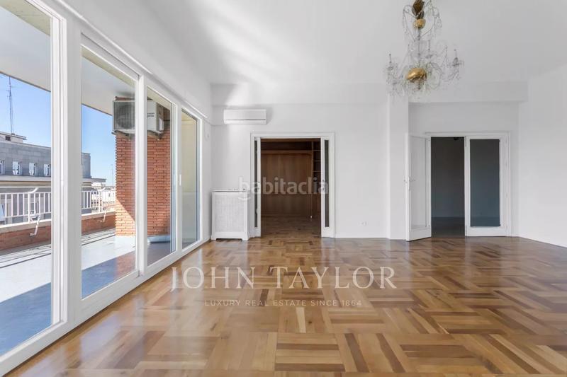 Foto 41c1c5d7-2a57-4f36-a453-5c577dfb2d3d. Location appartement avec chauffage parking dans Hispanoamérica-Bernabéu Madrid