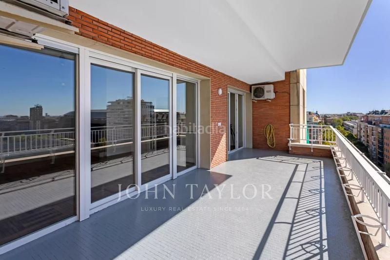 Foto 9ca6637b-d02d-4cc9-90d8-8228c0957b5b. Location appartement avec chauffage parking dans Hispanoamérica-Bernabéu Madrid