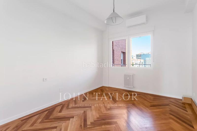 Foto a5e46971-31eb-409a-ac2e-f5051db39fc9. Location appartement avec chauffage parking dans Hispanoamérica-Bernabéu Madrid