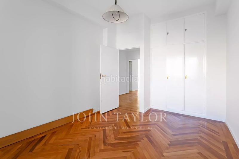 Foto de93b110-ef71-4d50-8cb9-85fafa4f8b1f. Location appartement avec chauffage parking dans Hispanoamérica-Bernabéu Madrid