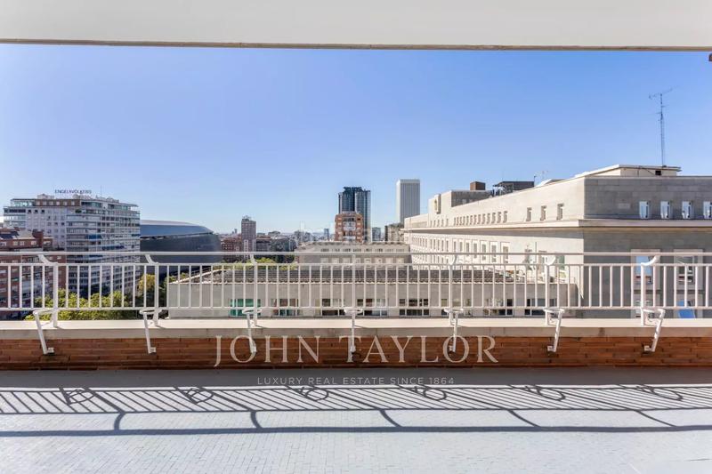 Foto 2ab1c6f8-835c-4517-b1d0-0e4b497fee32. Miete etagenwohnung mit heizung parking in Hispanoamérica-Bernabéu Madrid