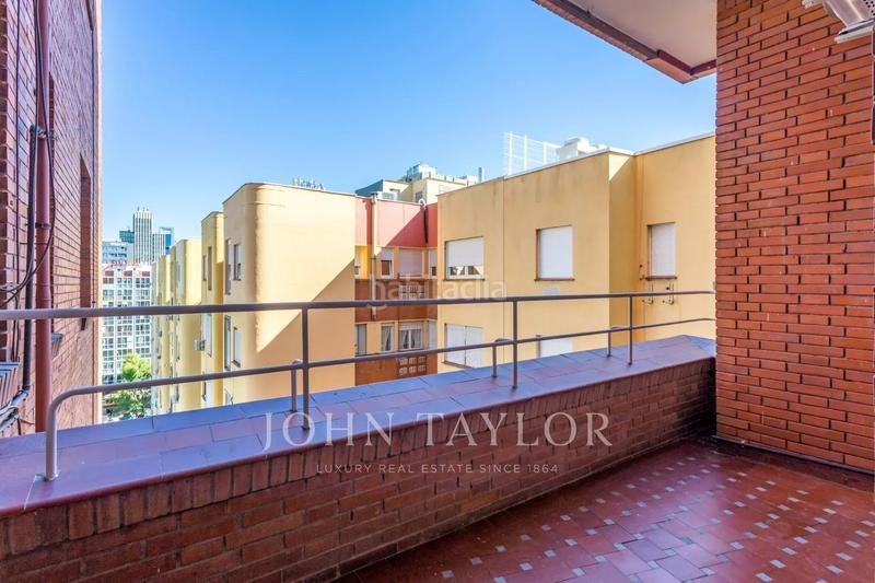 Foto 6c4db6b8-8152-4dd2-b4f2-edc4159fde56. Rent flat with heating parking in Hispanoamérica-Bernabéu Madrid