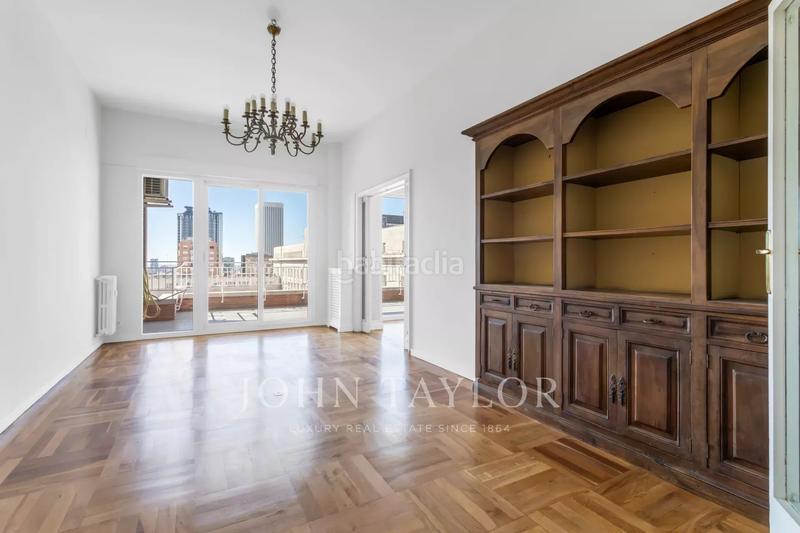 Foto f1dc5218-4968-49ae-85b6-9ce299733883. Rent flat with heating parking in Hispanoamérica-Bernabéu Madrid