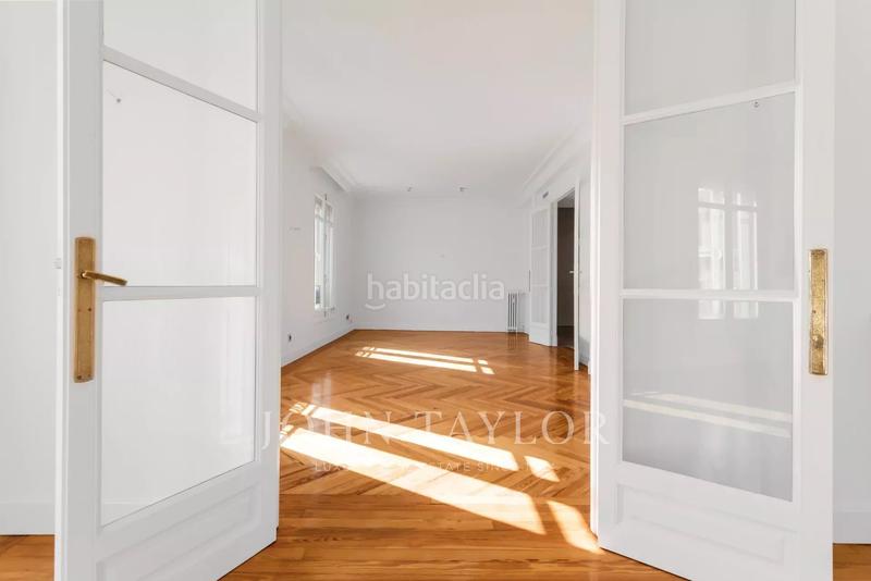 Foto 30dce554-0da6-4564-9e08-b082967b6813. Miete etagenwohnung mit heizung parking in Ríos Rosas-Nuevos Ministerios Madrid